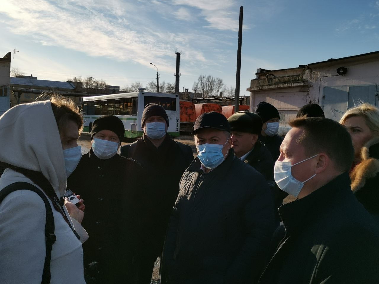 Депутаты и журналисты осмотрели материальную базу МБСПУ «Комбинат благоустройства»