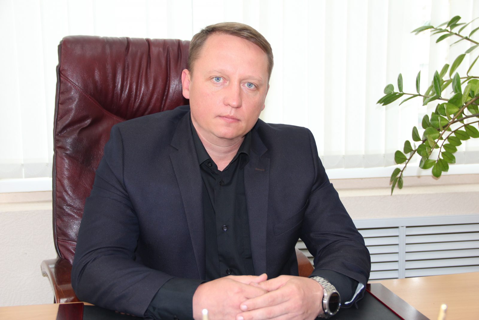 Поздравление главы города Балаково Романа Ирисова с Международным женским днем 8 марта