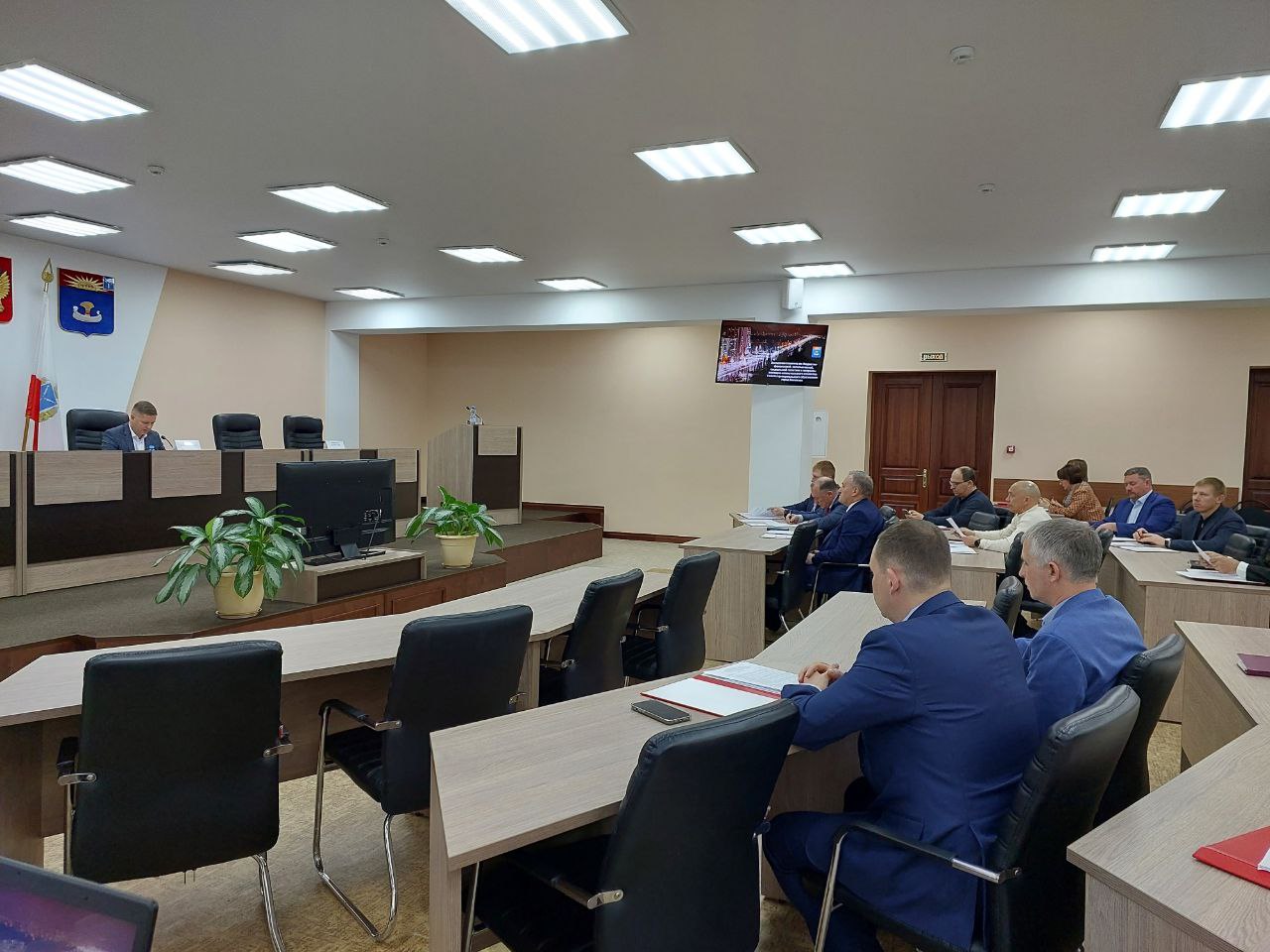 27 апреля состоялось очередное заседание комитета по бюджетно-финансовой, экономической, социальной политике и вопросам  жилищно-коммунального хозяйства  и шестьдесят первое заседание Совета муниципального образования город Балаково.