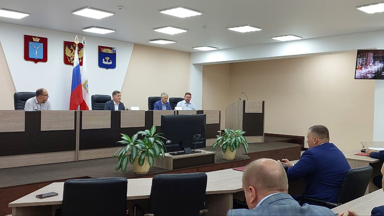 Состоялось заседание комитета и внеочередное заседание Совета муниципального образования город  Балаково
