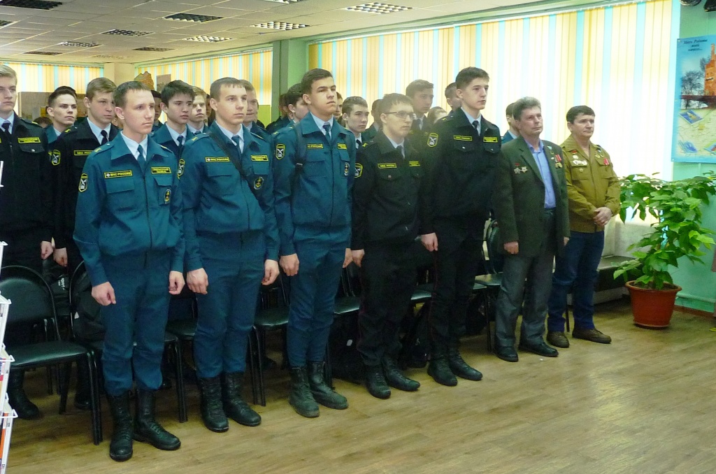 Солдат войну не выбирает… Солдат войну не выбирает…