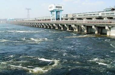 Саратовская ГЭС готовится к половодью Саратовская ГЭС готовится к половодью