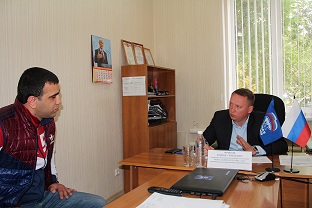 Глава города Балаково Роман Ирисов провел прием граждан по личным вопросам