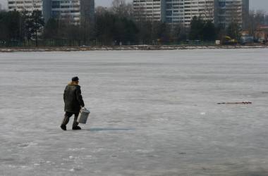 Осторожно, тонкий лёд! Осторожно, тонкий лёд!