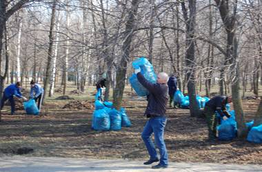 Политические партии выйдут на субботник Политические партии выйдут на субботник