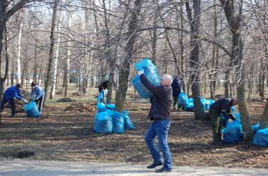 Политические партии выйдут на субботник